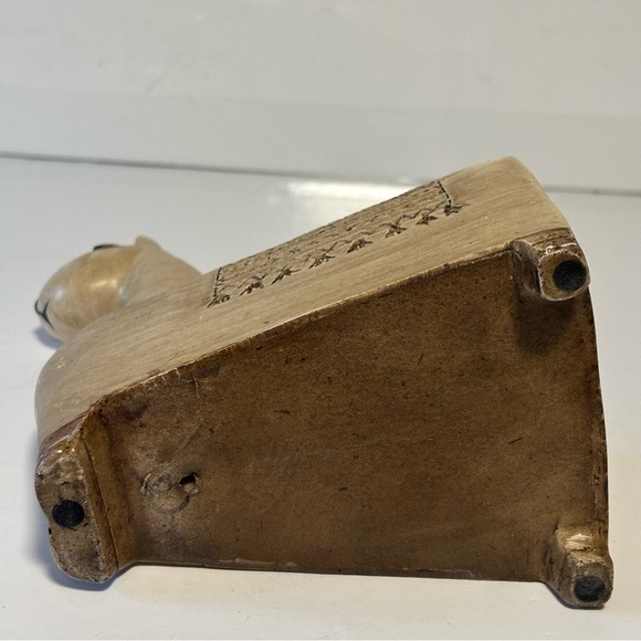 Serene Llama Peru Figurine Container Planter 7.5 inch remote control holder EUC - Picture 6 of 11